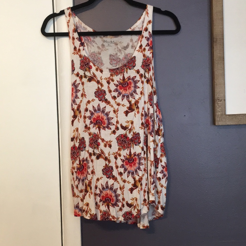 Mudd XL flower top